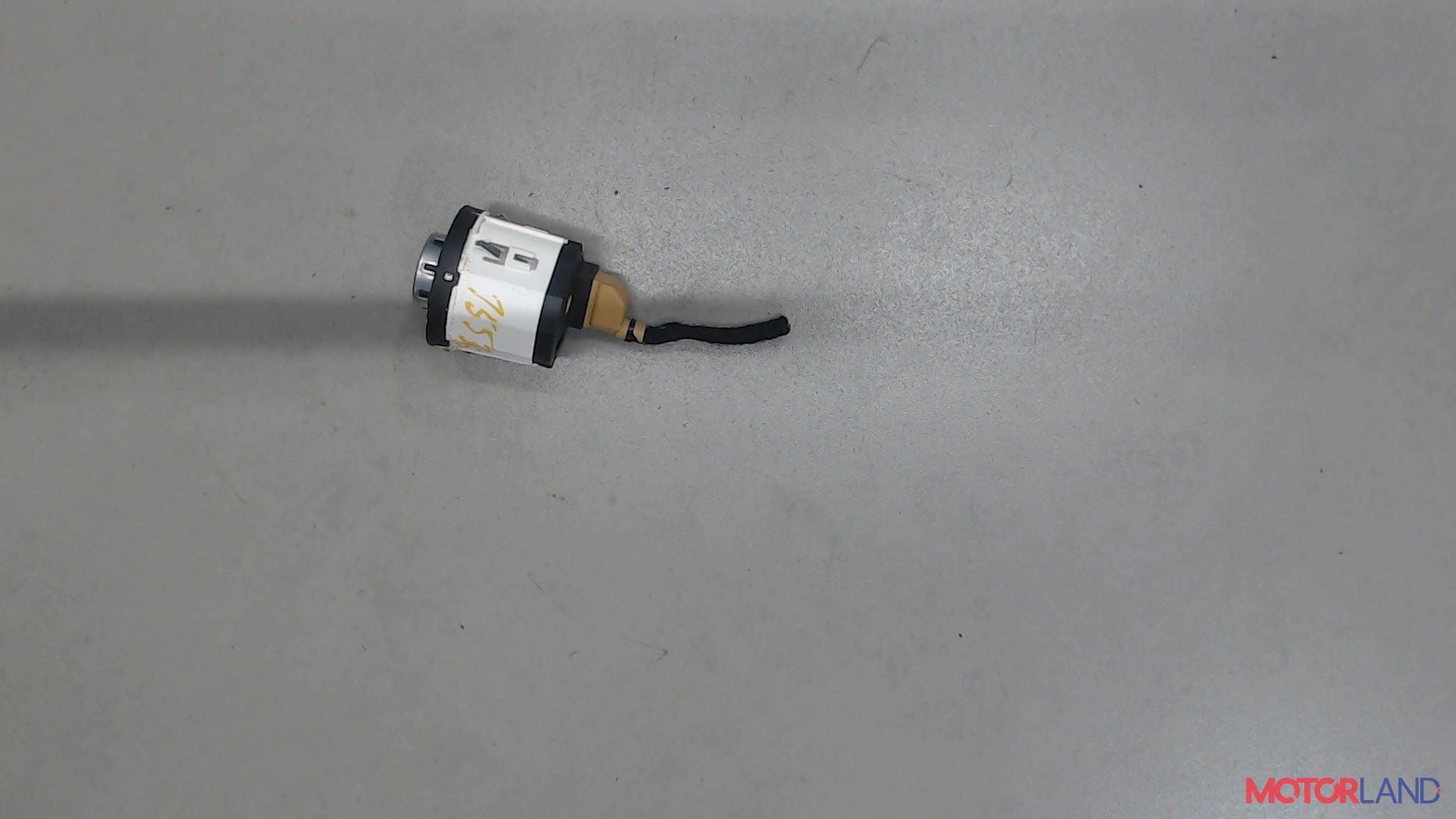 Кнопка блокировки дифференциала для Volkswagen Touareg, 2002г.