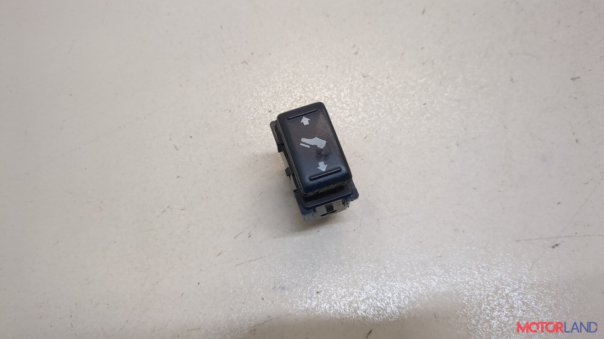 Кнопка регулировки педали для Infiniti QX56, 2004г.