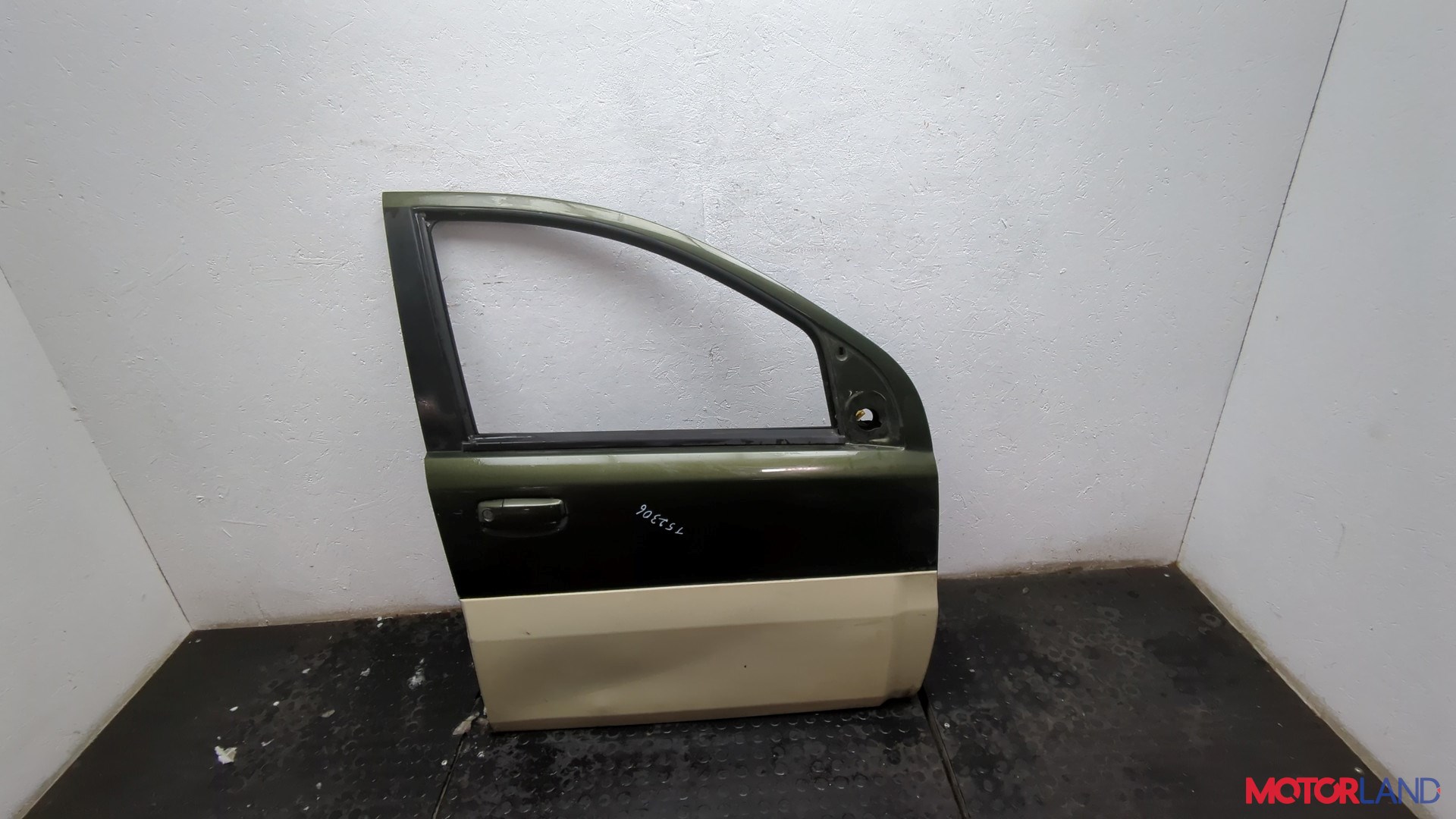 Петля двери для Fiat Panda, 2003г.